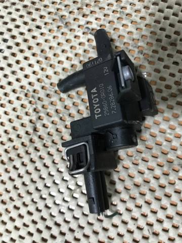Клапан соленоїд регулювання заслонки EGR 258600R010 TOYOTA