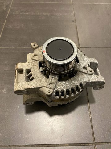 Авто генератор 270600R080 TOYOTA