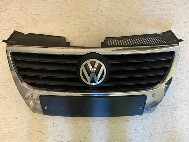 Облицювання радіатора 3C0853651AF VAG