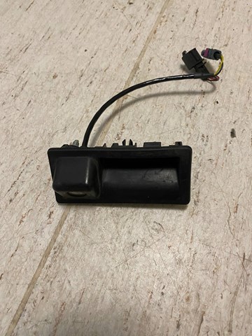 Камера заднього виду 3C9827566A VAG