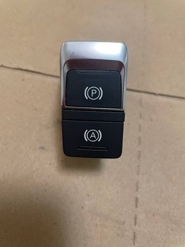 Кнопка електромеханічного гальма стоянки 4G1927225B VAG