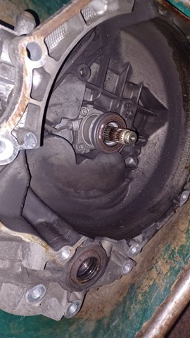 Ручна коробка передач 55194293 OPEL