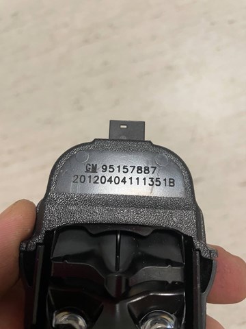 Датчик дощу 95157887 GM