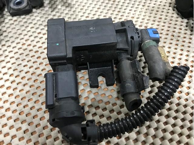 Перетворювач тиску (соленоїд) наддуву / EGR 9801887680 FIAT