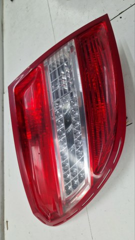 Задня ліва фара A2048201964 MERCEDES