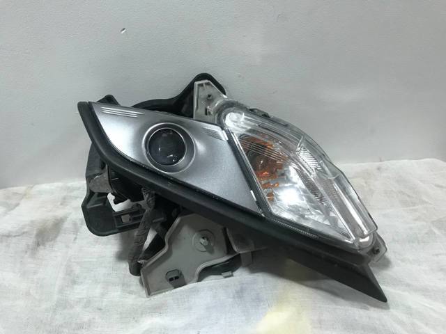 Протитуманка права GHP951680A MAZDA