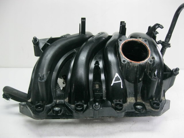 Колектор впускний 036129709GT VAG