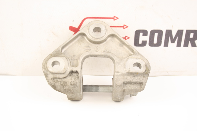 Кронштейн подушки (опори) двигуна, задньої 113326RA0A NISSAN