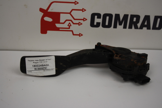 Підаль газу Nissan Qashqai II