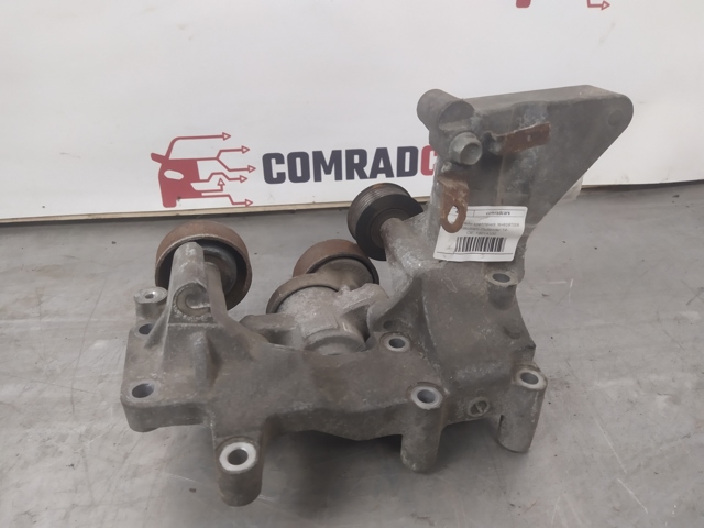 Кронштейн генератора Міцубісі Асх