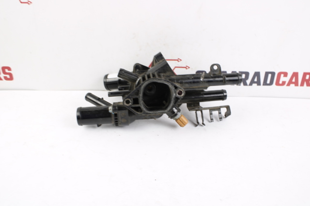 Корпус термостата 256002G560 HYUNDAI