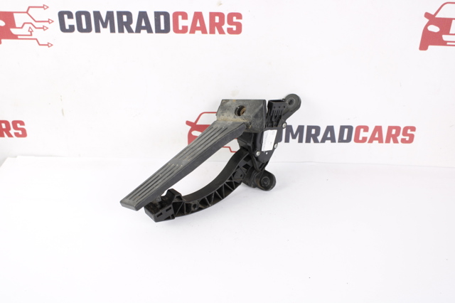 Підаль газу 327003S110 HYUNDAI