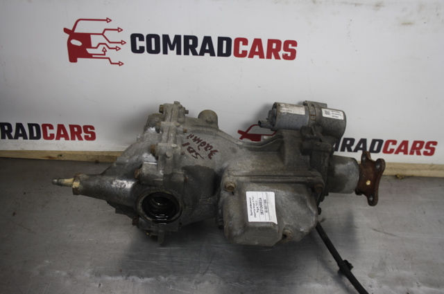 Задній редуктор 383006RE1A NISSAN