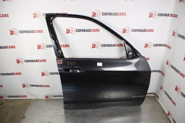 Пасажирські передні двері 41517386738 BMW