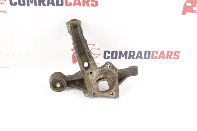 Кулак поворотний правий 4230406100 TOYOTA