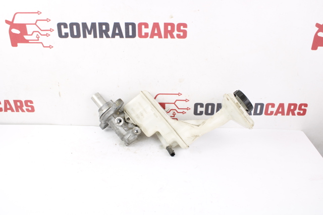Циліндр гальмівний, головний 460104CU0A NISSAN