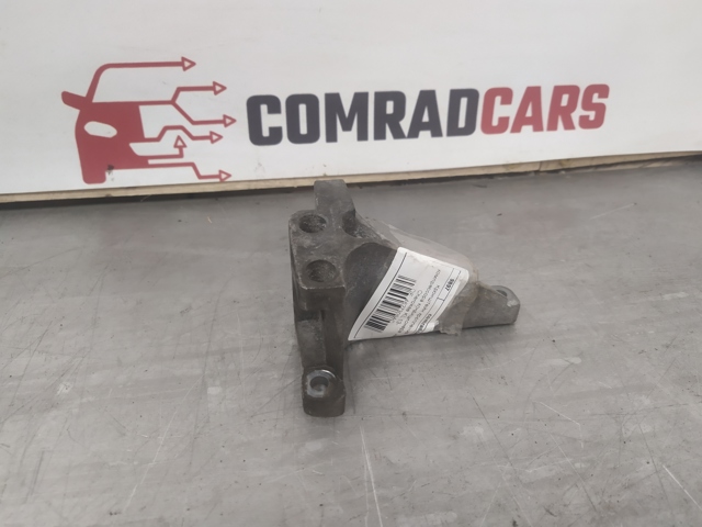 Кронштейн компресора кондиціонера 4627309AC CHRYSLER