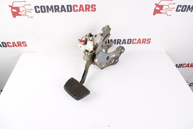 Педаль гальма 4711006270 TOYOTA