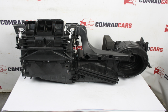 Корпус вентилятора пічки (опалювача салону), в зборі 4G1820356A VAG