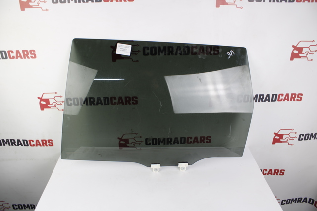 Скло задньої двері лівої 5736A831 MITSUBISHI