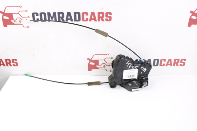Замок двері правої передньої 690300C050 TOYOTA