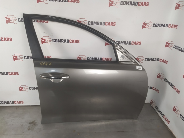 Пасажирські передні двері 76004D5000 HYUNDAI