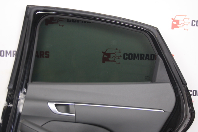 Двері пасажирські задні праві 77004L0000 HYUNDAI