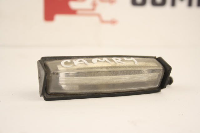 Корпус ліхтаря підсвітки номерного знака 8127130290 TOYOTA