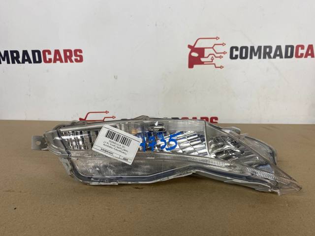 Покажчик повороту дзеркала, правий 8151006050 TOYOTA