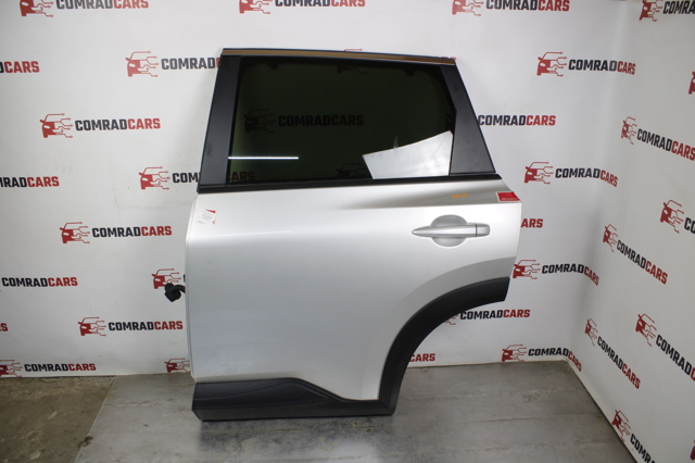Двері задні, ліві 821016RR0B NISSAN