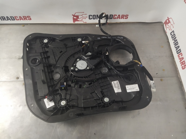 Склопідйомник передньої лівої двері 82471C6000 HYUNDAI