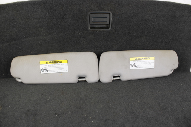 Козирок сонцезахисний 852013Q021TX HYUNDAI