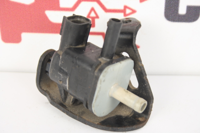Клапан/заслінка вакуумного насосу 9091012276 TOYOTA