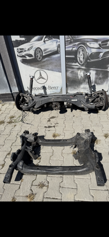 Підрамник передній A2056280057 MERCEDES