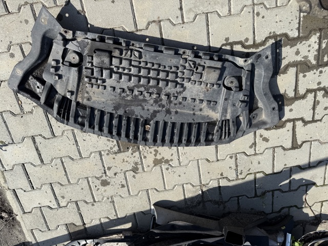 Обвіс бампера A2125202123 MERCEDES