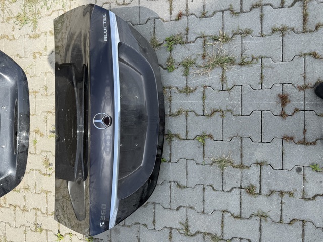 Кришка багажника кузова A2227500075 MERCEDES