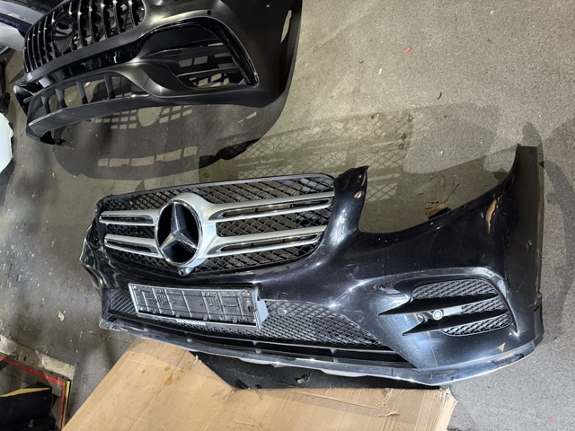 Бампер на авто A2538853300 MERCEDES