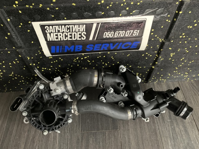 Насос охолоджуючої рідини A2542003000 MERCEDES