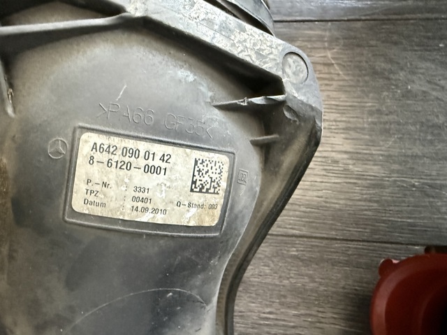Датчик повітря на впуску A6420900142 MERCEDES