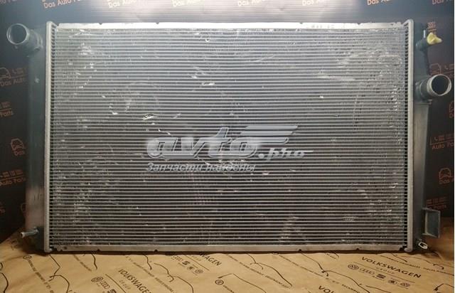 Радіатор водяний Toyota RAV4 III