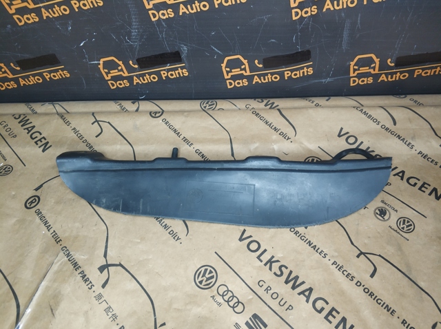 Бризговики передній, правий 51627136526 BMW