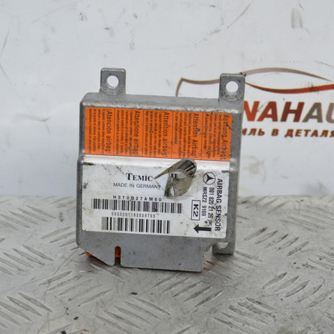 Блок управління airbag 0018202126 MERCEDES