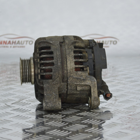 Авто генератор 0124415023 BOSCH