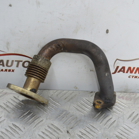 Шланг (патрубок) радіатор EGR, відведення 03G131521R VAG