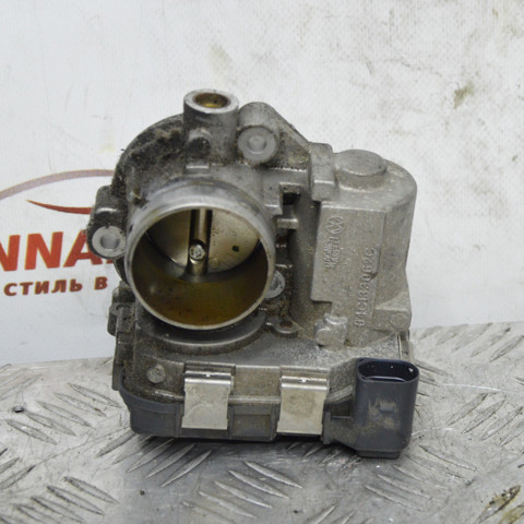 Заслінка повітряна 04C133062C VAG