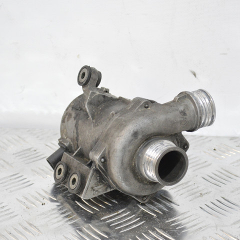 Насос системи охолодження 11517586924 BMW