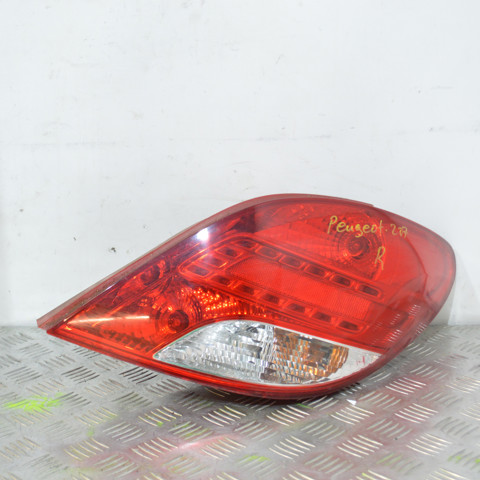Задні ліхтарі 11B863062B TYC