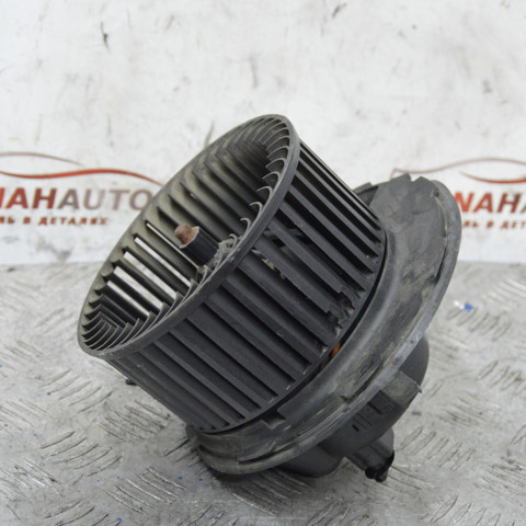 Електромотор пічки 1K1819015 VAG