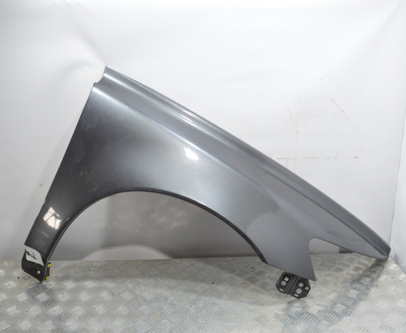 Переднє праве крило 31278845 VOLVO