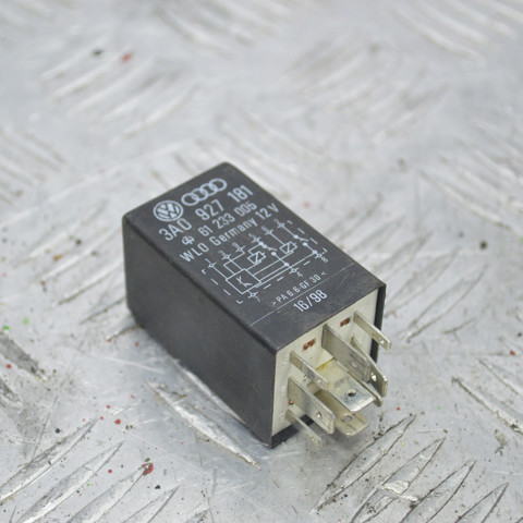 Реле стартера 3A0927181 VAG